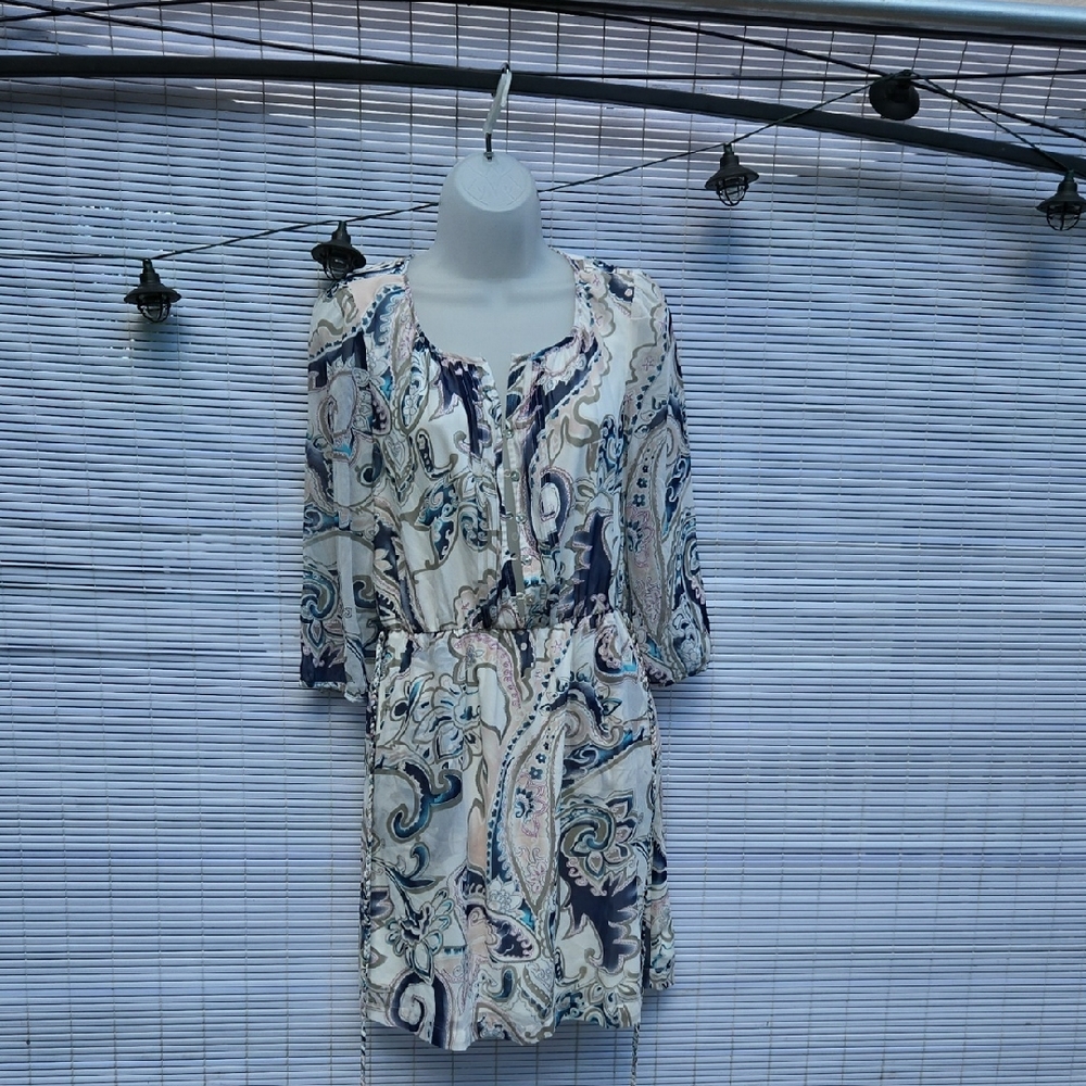Black Rainn Black and White Graphic Long Sleeve Dress